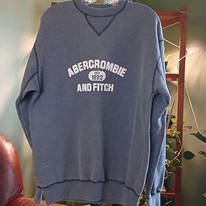 Vintage Y2 K Abercrombie & Fitch Gray Sweatshirt